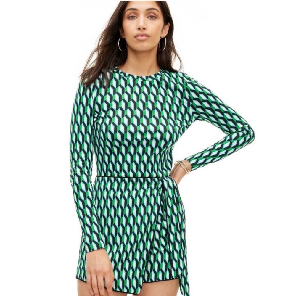 Diane Von Furstenberg x Target Long Sleeve Crew Neck Arrow Geo Green Size XXS